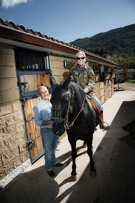 Christina Aagesen og Cándido Ruiz på El Hotolito i Navaluenga. Foto: Christian Grønne