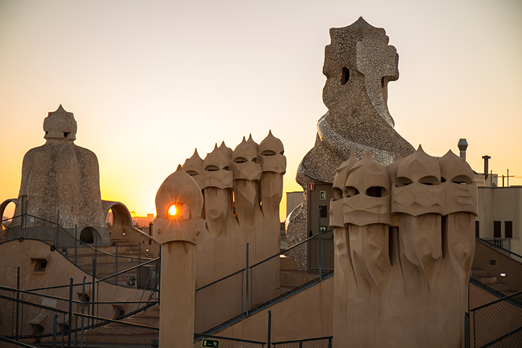 Tagterrassen på Gaudís La Pedrea. Foto: Catalunya-La Pedrera Foundation