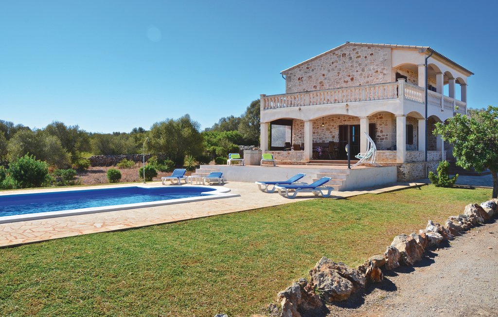 5 Cities in Mallorca You Can't Miss - Holiday House in Ses Salines