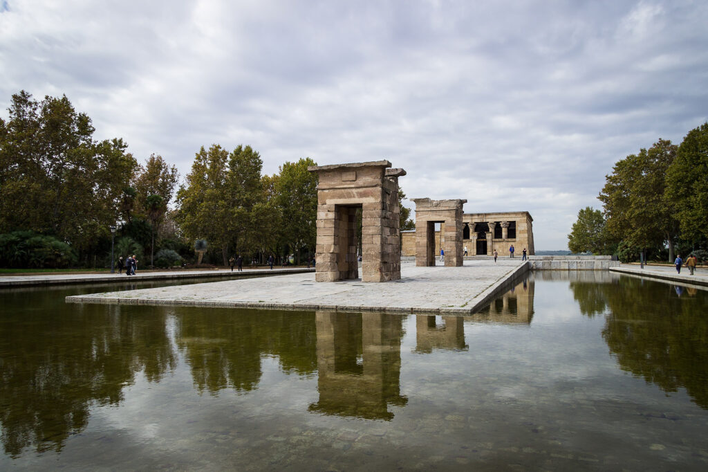 The most beautiful sunset in Madrid is at the Egyptian temple, Templo de Debod. Photo: Hanne Olsen