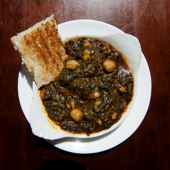 3 classic tapas from Seville - spinach with chickpeas