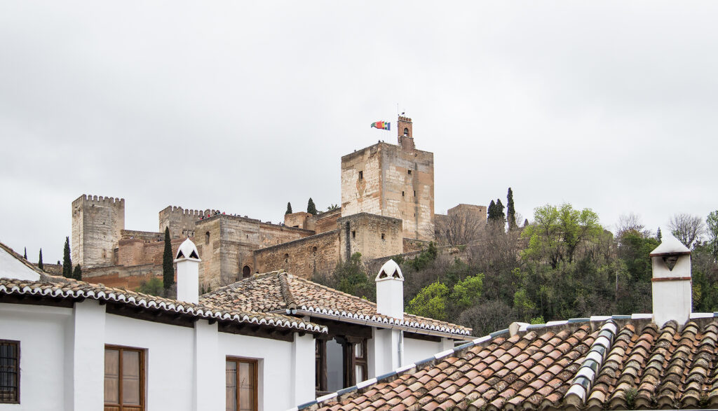 Luksuriøs landidyl i de andalusiske citronlunde - Alhambra i Granada