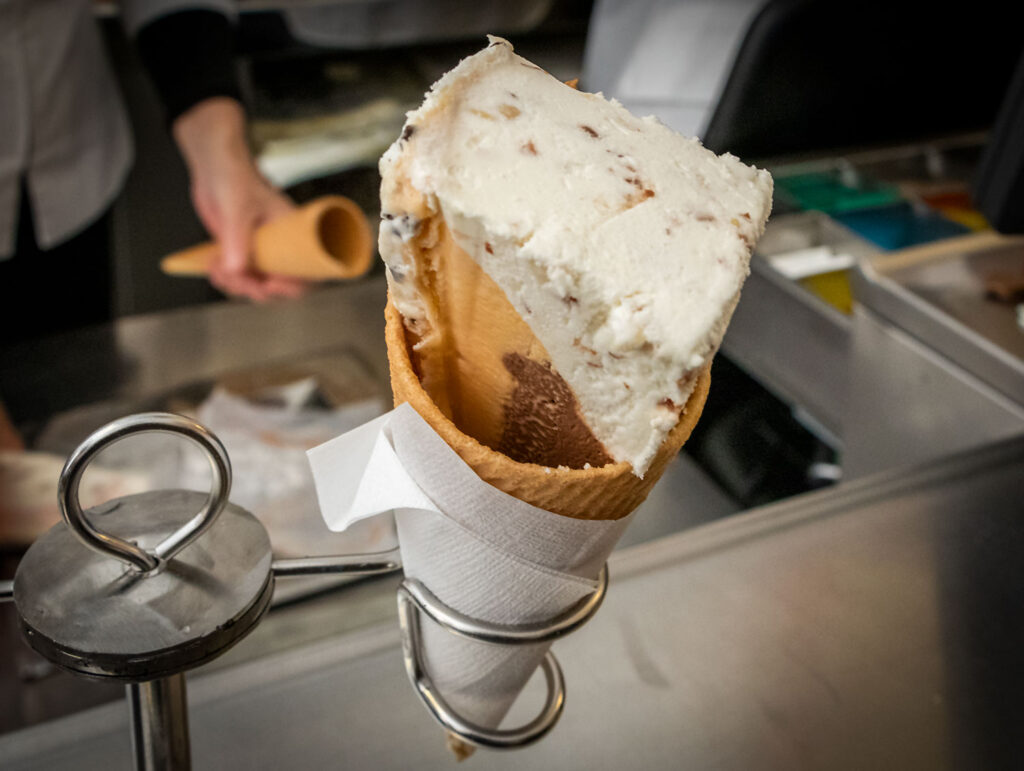 The best ice cream in Granada is at Los Italianos.