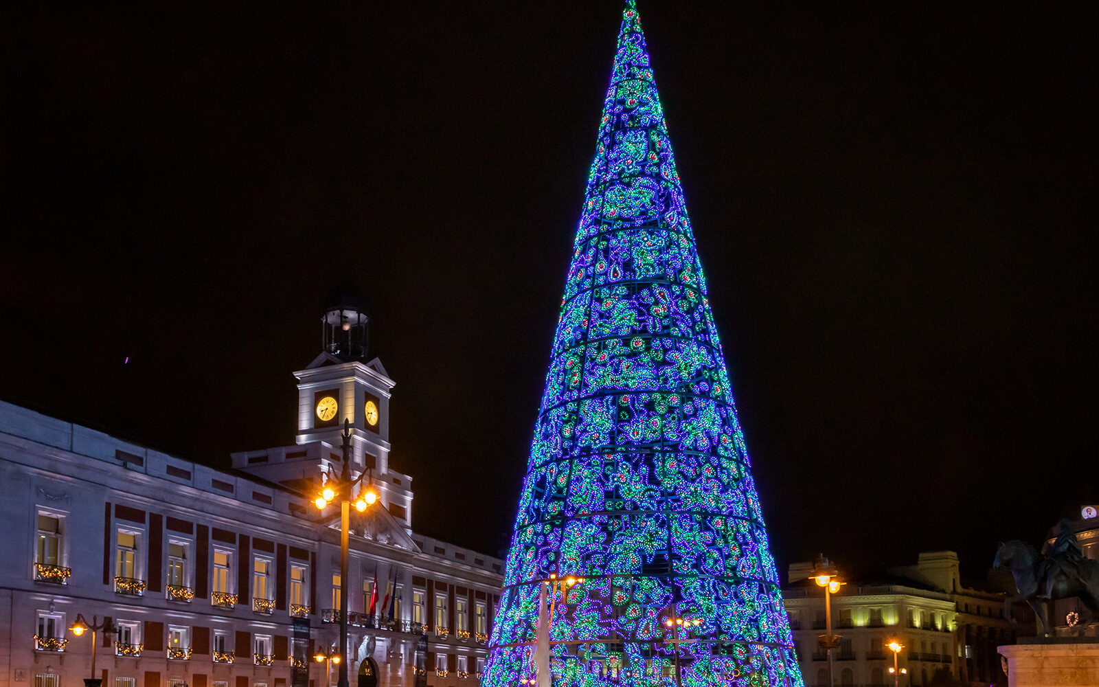 Julen i Madrid er magisk og traditionsrig med et moderne twist