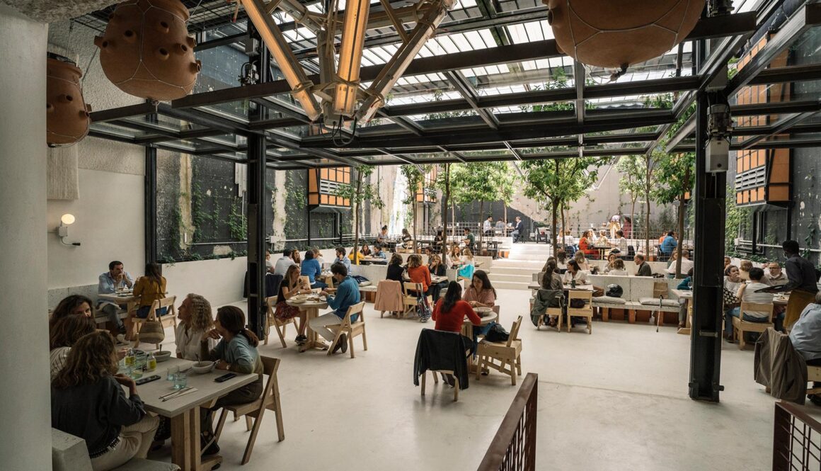 MO de Movimiento: På fremtidens restaurant i Madrid er alt fra design til mad bæredygtigt