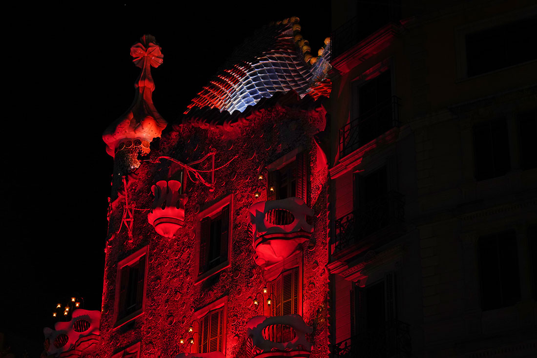 Espíritu navideño en la Casa Battlo de Barcelona