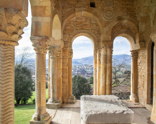 Storbyguide til Oviedo i Asturien
