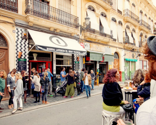 Guide til El Cabanyal: Valencias charmerende og cool fiskerkvarter