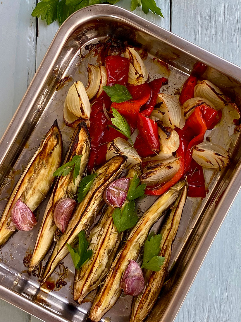 Recipe in Spanish Escalivada - oven baked vegetables in olive oil