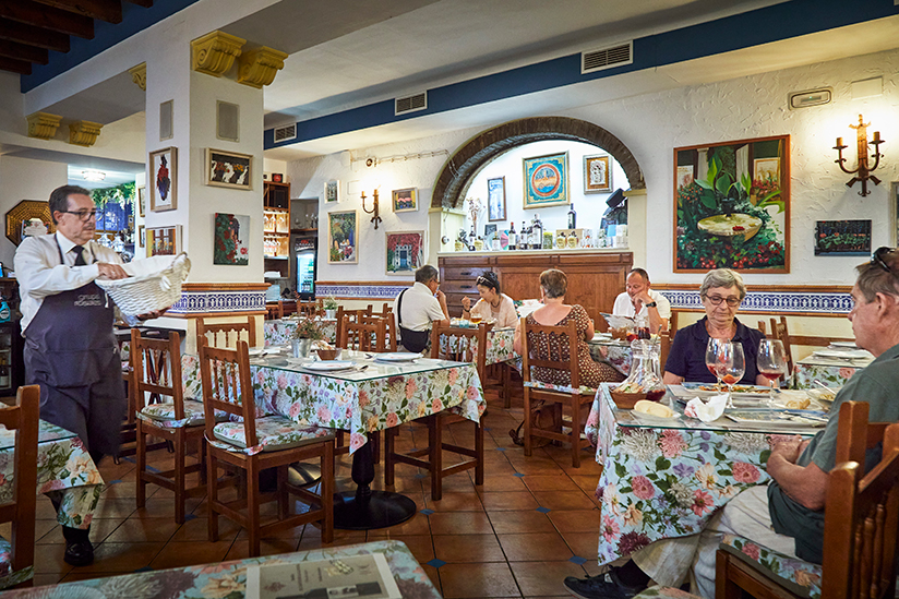 En el Restaurante Taberne La Viuda de Córdoba te tratarán como en familia.
