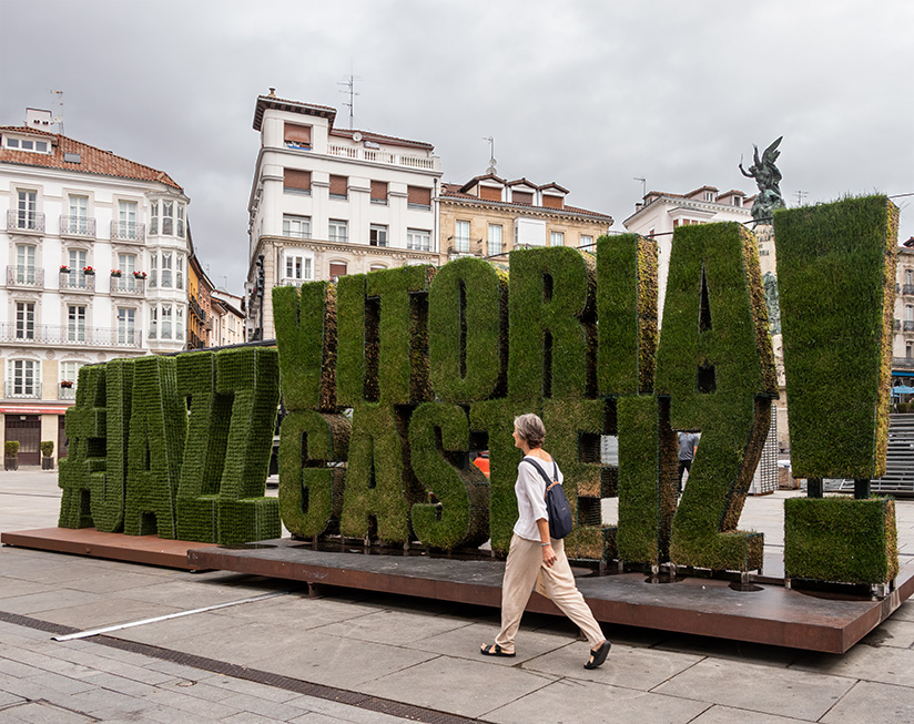 The charming Plaza de la Virgen Blanca in Vitoria-Gasteiz