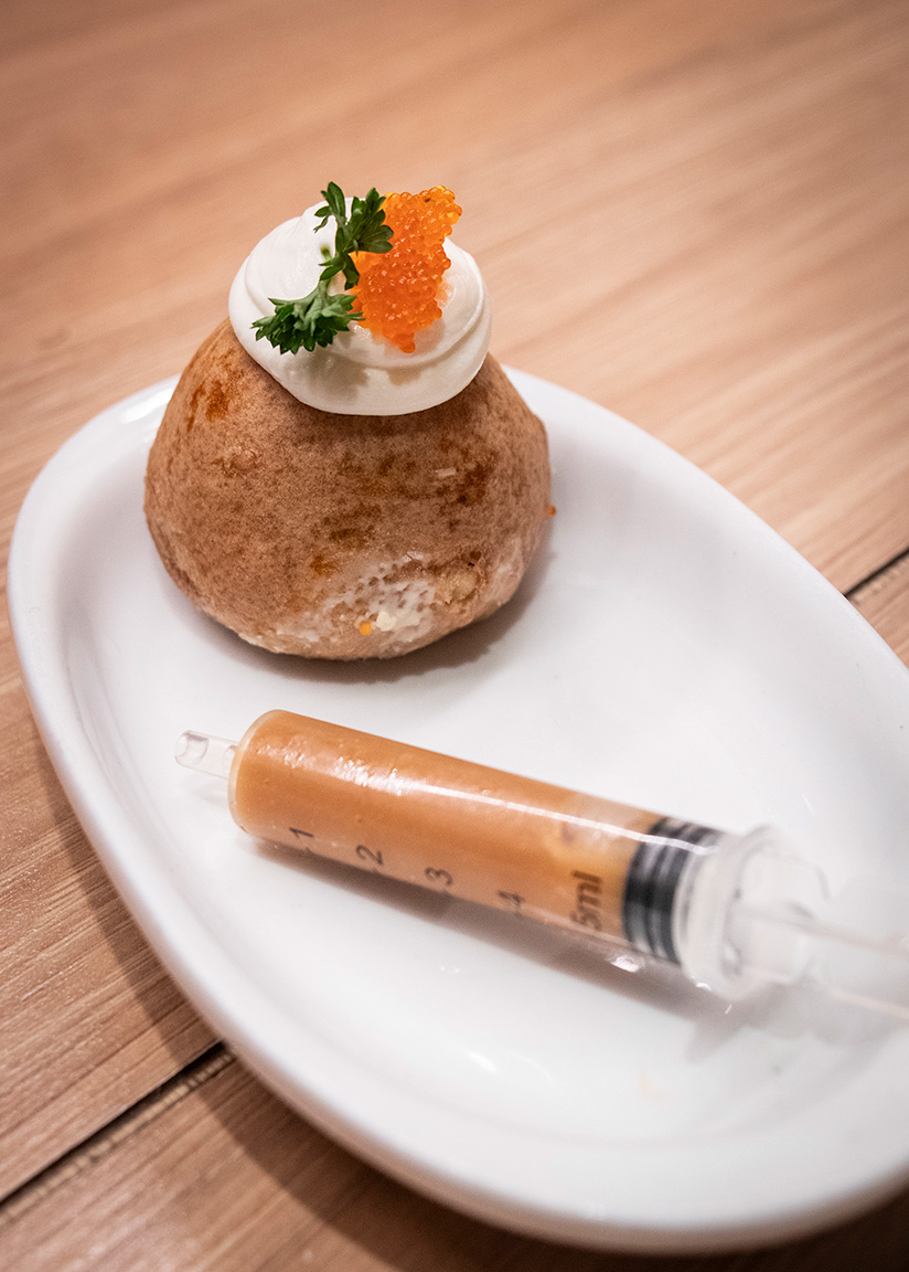 En PerrixCo, en Vitoria-Gasteiz, puedes degustar pintxos vanguardistas galardonados.