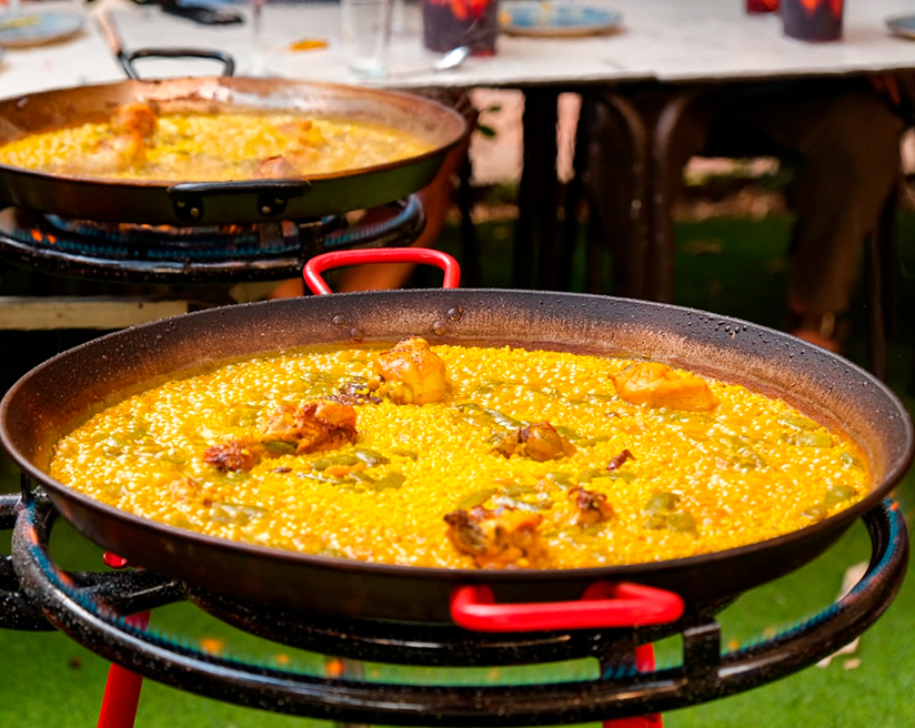 Learn to cook Valencian paella